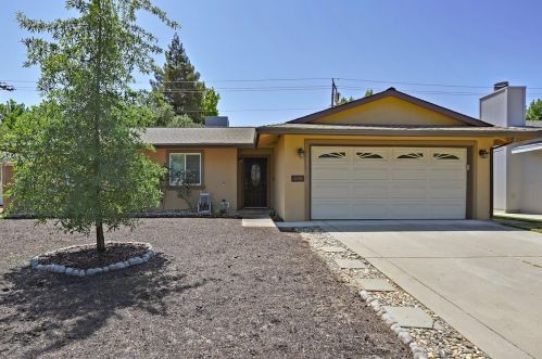 10820 Oakton Way, Rancho Cordova, CA 95670-2441