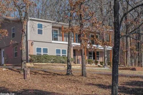 38 Greenbrier Ln, Conway, AR 72032-9159