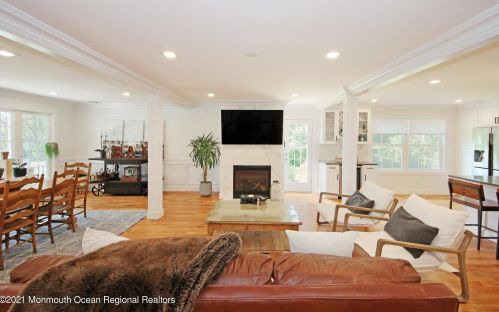 39 Harrison Ave, Tinton Falls NJ  07701 exterior