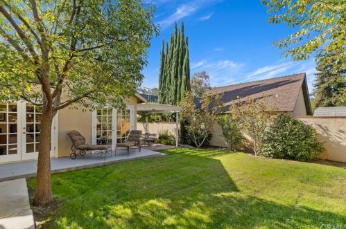 3573 Beechwood Pl, Riverside CA  92506-1214 exterior