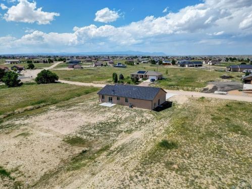 1518 Ithaca Dr, Pueblo CO  81007-2348 exterior