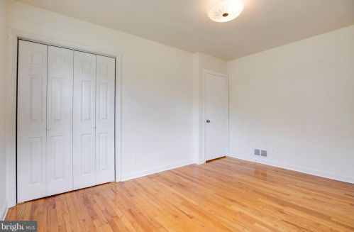 7321 Lamar Dr, Springfield VA  exterior