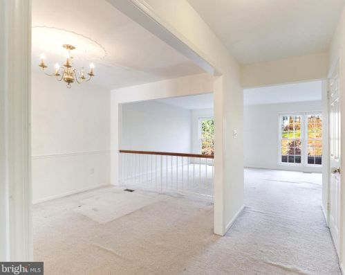 7722 Bristol Sq Ct, Springfield VA  22153-3120 exterior