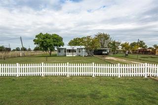 18642 James Smith Rd, Justin, TX 76247-7805