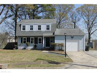 411 Durham St, Hampton, VA 23669-1202