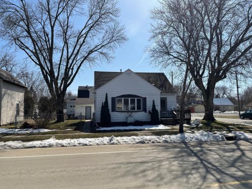 302 Main St, Red Rock, MN 55918-8820