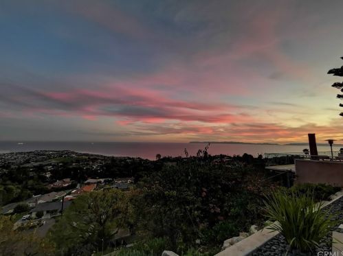 3335 Starline Dr, Palos Verdes Estates, CA 90275-6374