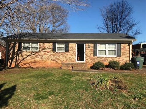 618 Walls St, Gastonia, NC 28054-5542