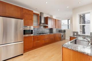 1265 Green St, San Francisco CA  94109-1924 exterior