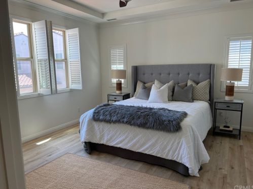 237 Mantle, Irvine CA  92618-1514 exterior