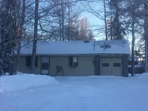 714 Linwood Ln, Kenai, AK 99611-8119