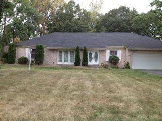 49 Denell Dr, Crete IL  60417-1010 exterior