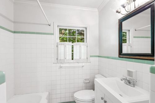 152 Burdette Rd, Atlanta GA  30327-4804 exterior