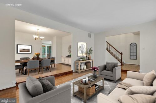 125 Snowy Owl Dr, Silver Spring MD 20901-1656 exterior