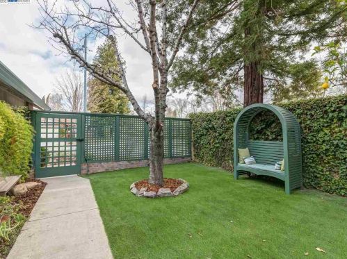 6036 Via De Los Cerros, Pleasanton, CA 94566-5885