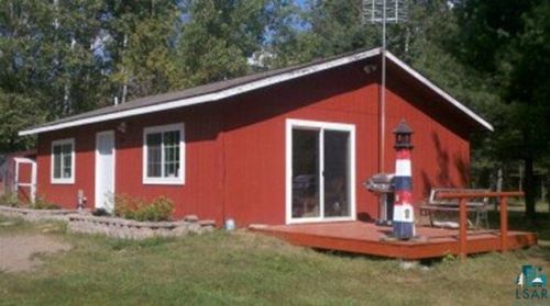 960 Trettel Ln, Scanlon, MN 55720-1341