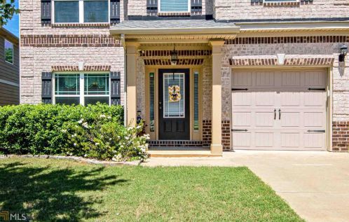 18 Barcelona St, Newnan, GA 30263-1282