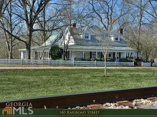 140 Railroad St, Pendergrass, GA 30567-4302