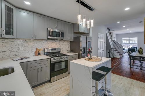 1628 23 St, Philadelphia PA 19145-2700 exterior