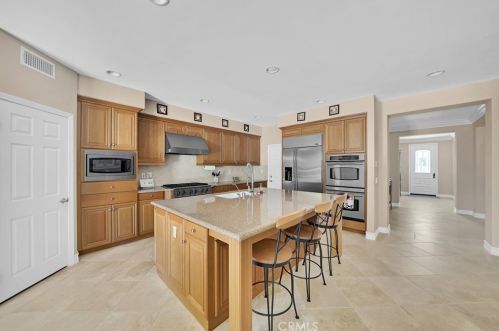 102 Bottlebrush, Irvine CA  92603-0687 exterior