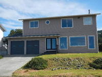 678 Lower Pacific Dr, Shelter Cove, CA 95589-9150