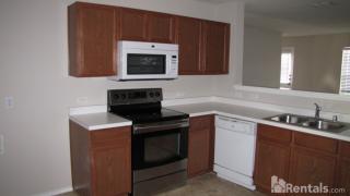 6424 Meadow Way Ln, Fort Worth TX  76179-4249 exterior