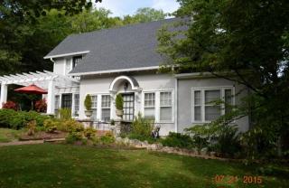 207 Gillespie Ter, Chattanooga, TN 37411-3723