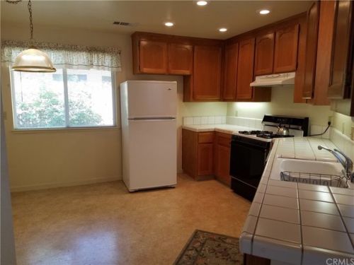 137 Yolla Bolly Trl, Redding, CA 96003-3071