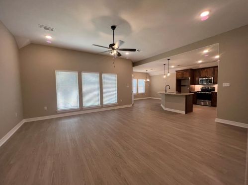 220 Shannon St, Angleton TX  77515-3088 exterior