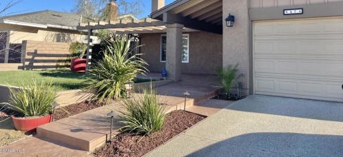 5474 Geoffrey Ave, Simi Valley CA  93063-4123 exterior