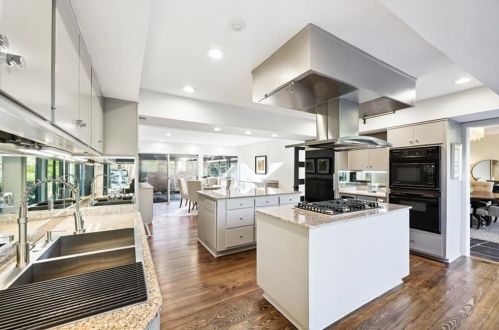 1108 Judith Way, Atlanta GA  30324-2905 exterior