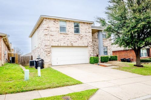 740 Tuscany Trl, Fort Worth TX  76179-7349 exterior