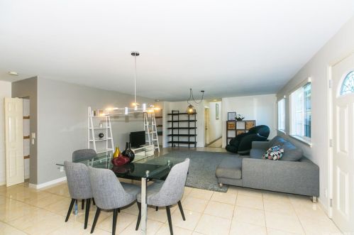 1009 13th Ave, Honolulu HI  96816-3835 exterior