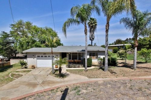 6694 San Miguel Ave, Lemon Grove, CA 91945-1325
