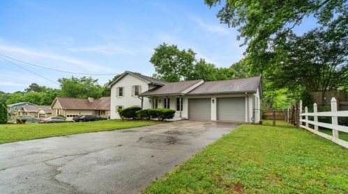1609 Devon Ct, Stone Mountain, GA 30088-3612