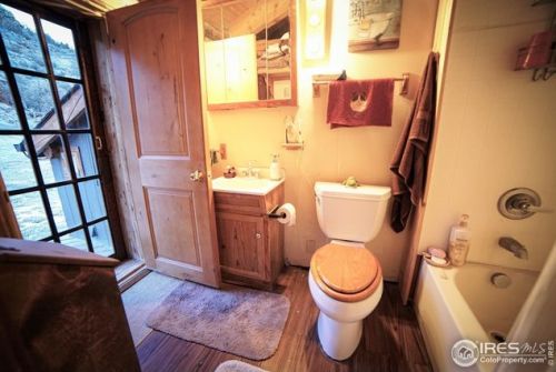 6492 County Rd 80c, Red Feather Lakes CO 80536-9201 exterior