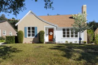 969 Verdugo Circle Dr, Glendale, CA 91206-1535