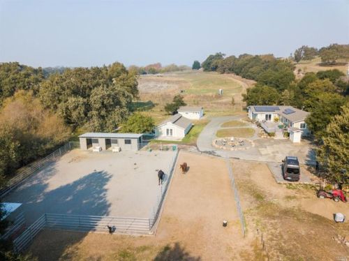 4991 Llano Rd, Sebastopol, CA 95472-6048
