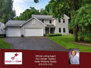 5015 Nordic Woods Dr, Byron, IL 61010-9309
