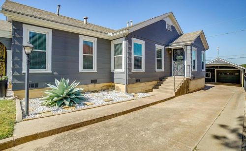 4132 Locke Ave, Fort Worth TX  76107-5515 exterior