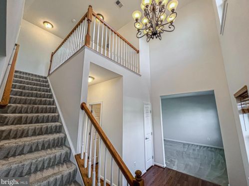 13663 Hastenbeck Dr, Gainesville VA  20155-3623 exterior