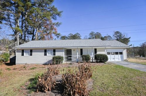 2965 Kathy Ln, Conyers, GA 30012-2129