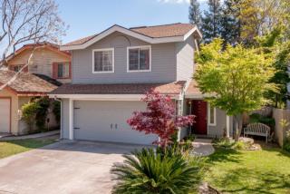 9962 Canyon Creek Ln, Fresno, CA 93730-1242