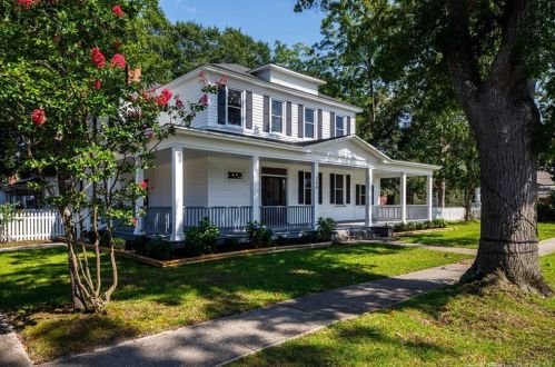708 Cedar St, Lumberton, NC 28358-4977