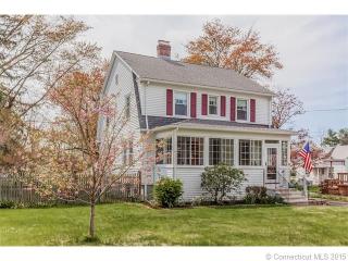 1721 Main St, Glastonbury, CT 06033-2939