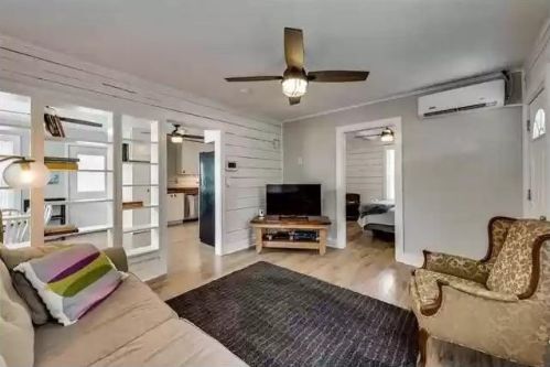 2929 Delaware Trl, Fort Worth, TX 76135-3936