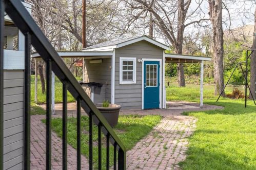 120 Erskine Fry, Seguin TX 78155 exterior