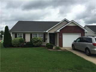 1624 Saint Andrews Dr, Murfreesboro, TN 37128-7574