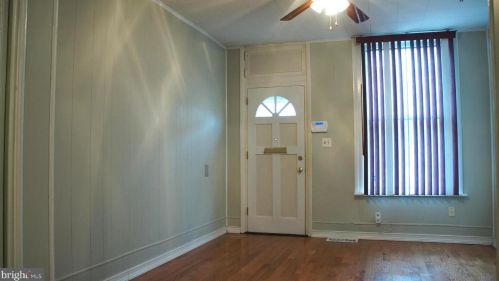 215 Calder St, Harrisburg, PA 17102-2625