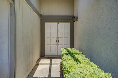 390 Calle Guaymas, San Clemente, CA 92672-4883